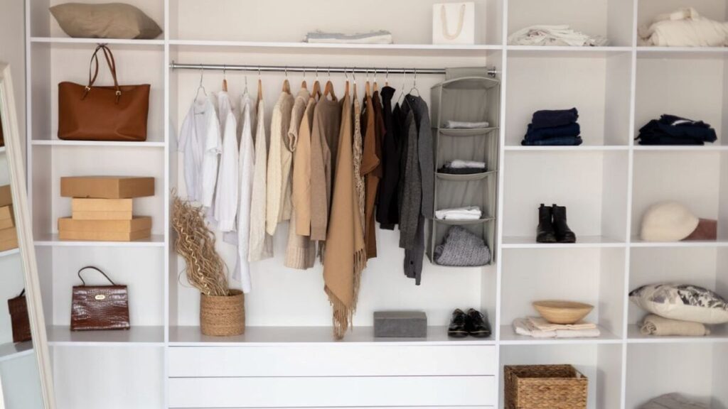 Capsule Wardrobe